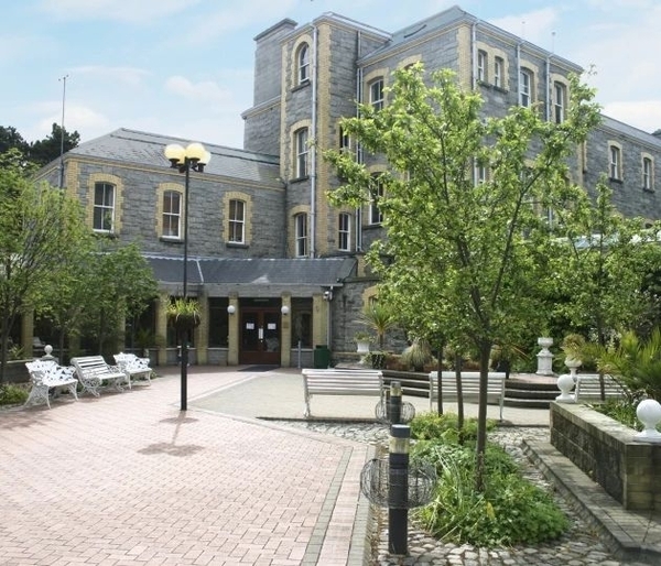 MARINO INSTITUTE OF EDUCATION  - DUBLINO -  FLAT&FRIENDS